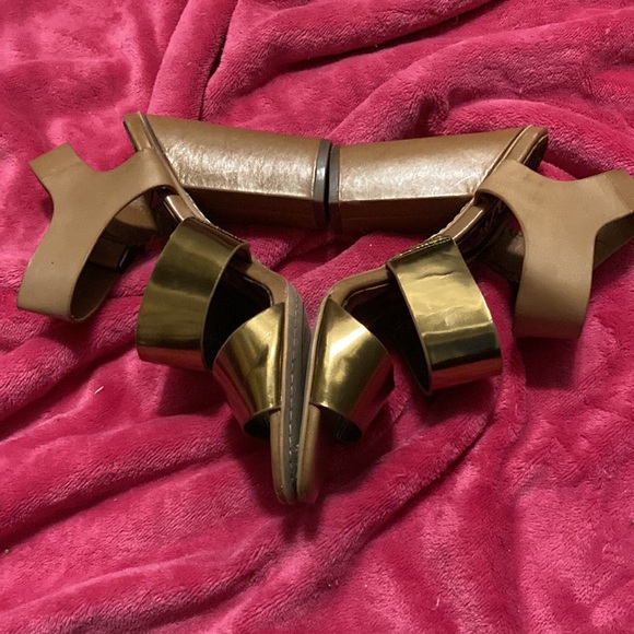 Sam Edelman Yelena chunk heel metallic detail sandals size 9.5 - Picture 8 of 16